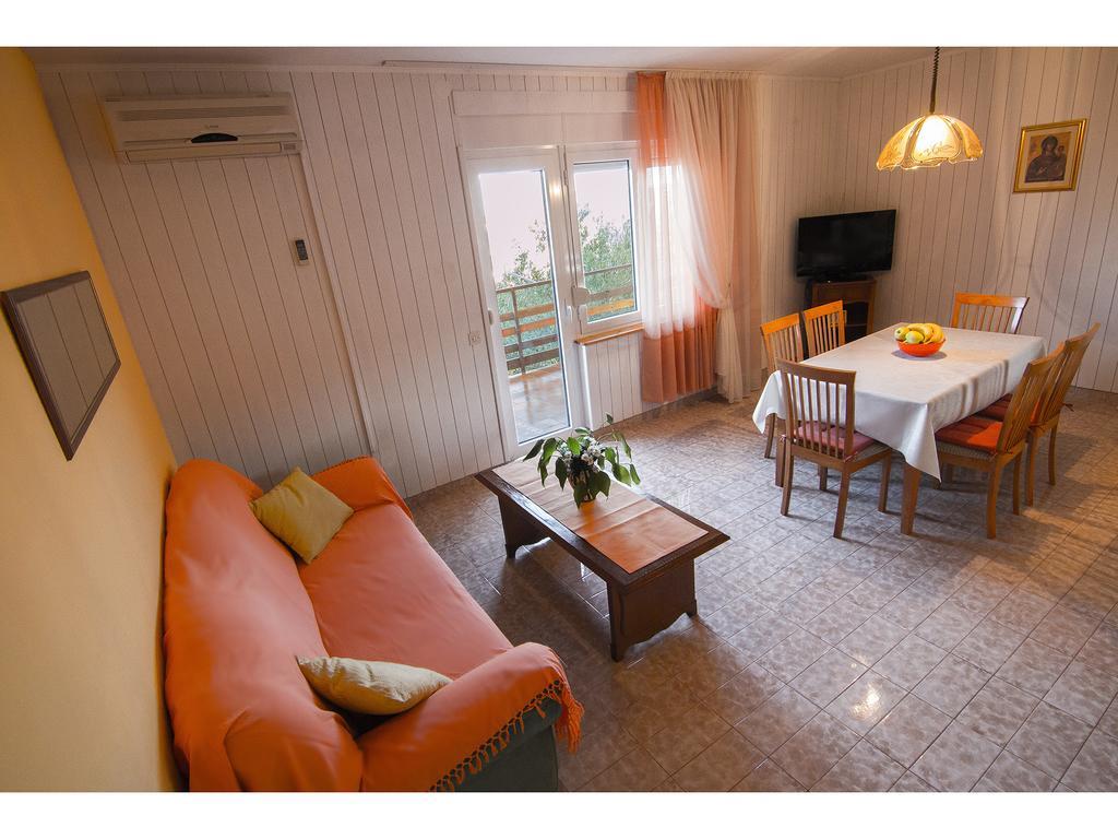 Apartment Miranda Slatine Bilik gambar